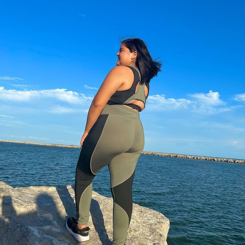 11-marcas-de-ropa-deportiva-en-tallas-grandes-lora-activewear