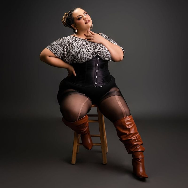 botas-para-piernas-gorditas-flor-de-fuego-curvy